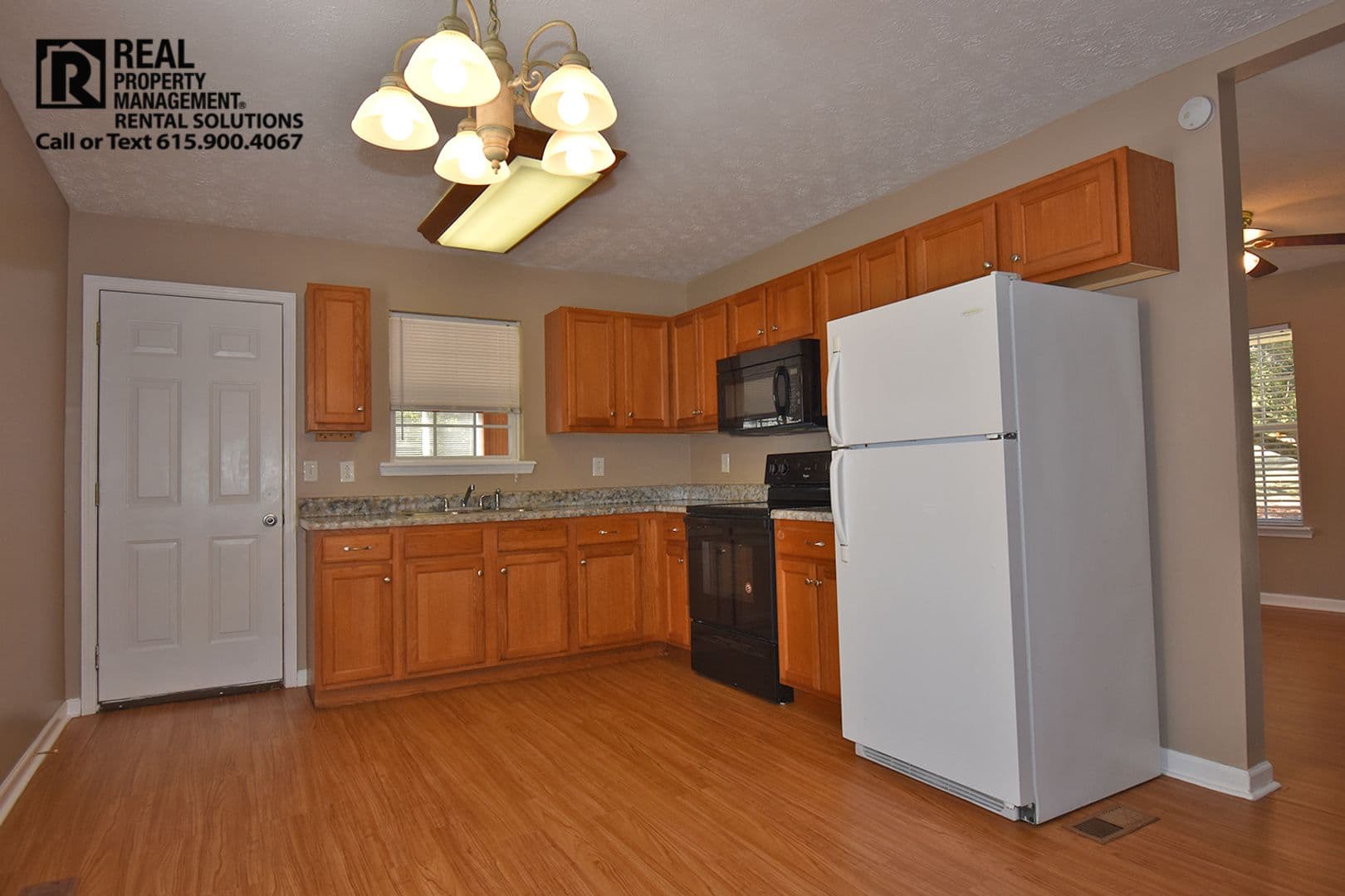 Eagleville House: 118 S. Main Street