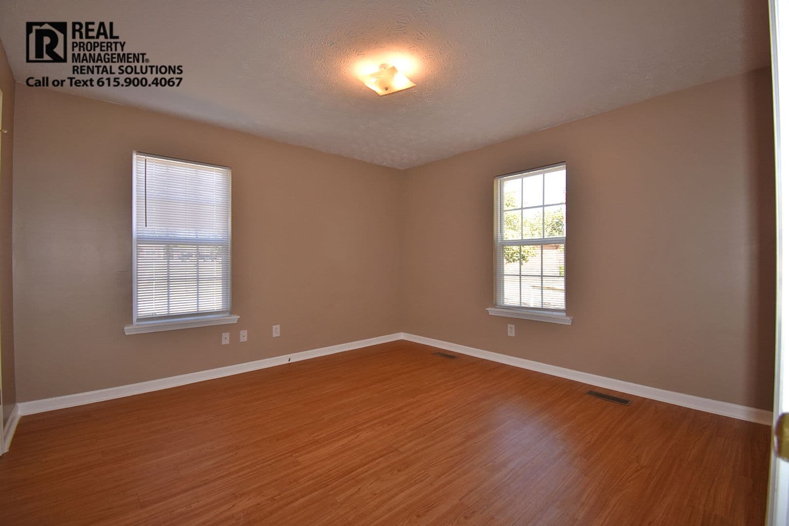 Eagleville House: 118 S. Main Street