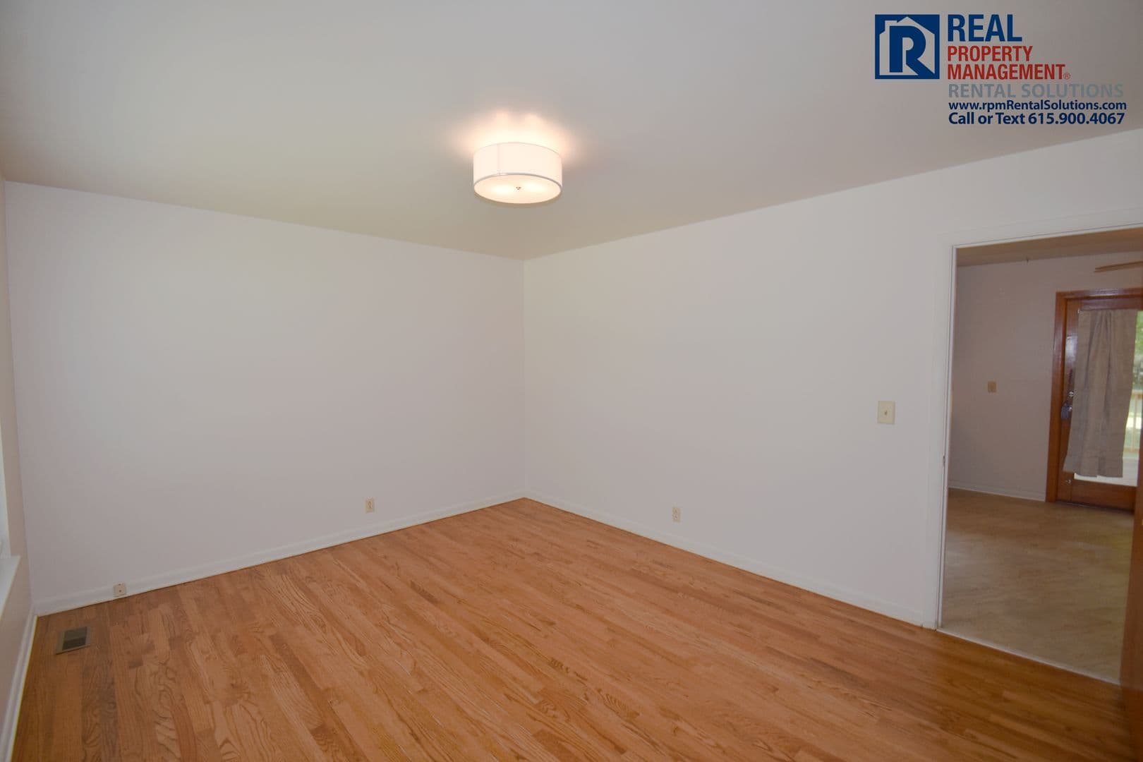 Murfreesboro House: 1910 Russell Drive