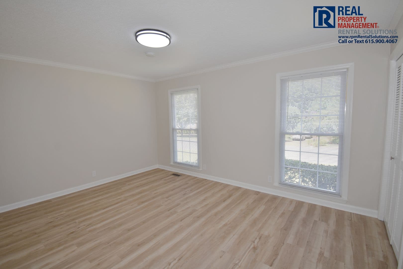 Murfreesboro House: 2107 Londonderry