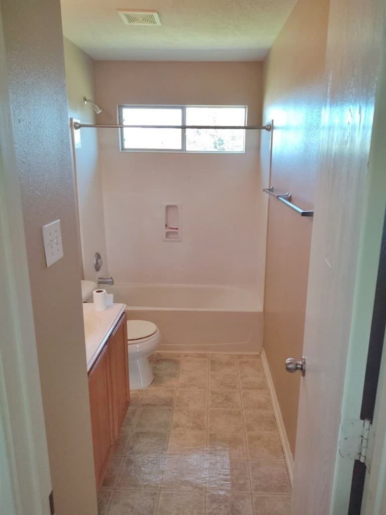 Humble House: 9015 Serena Ln