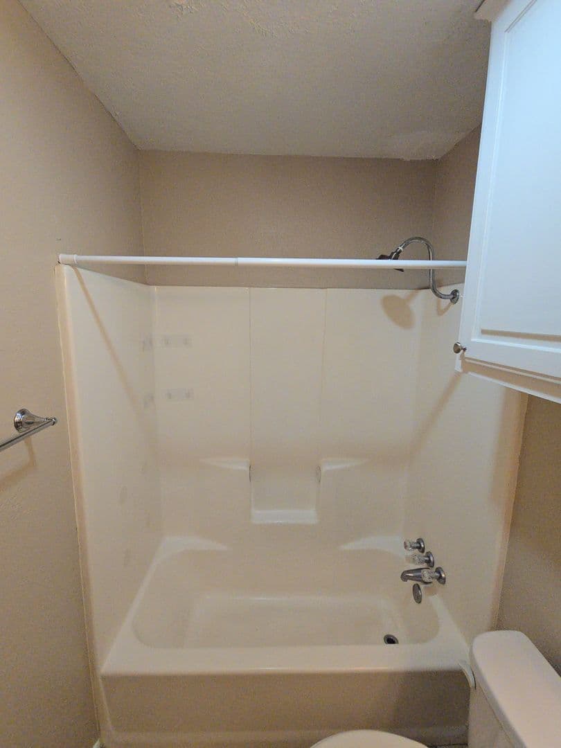 College Station House: 629 West Ridge Dr