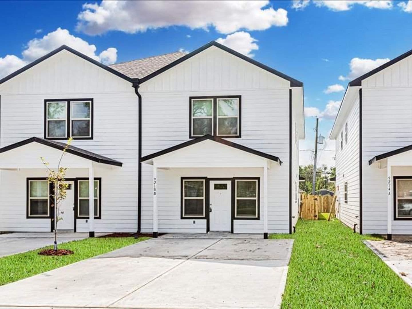 Houston Apartment: 9314 Sundown