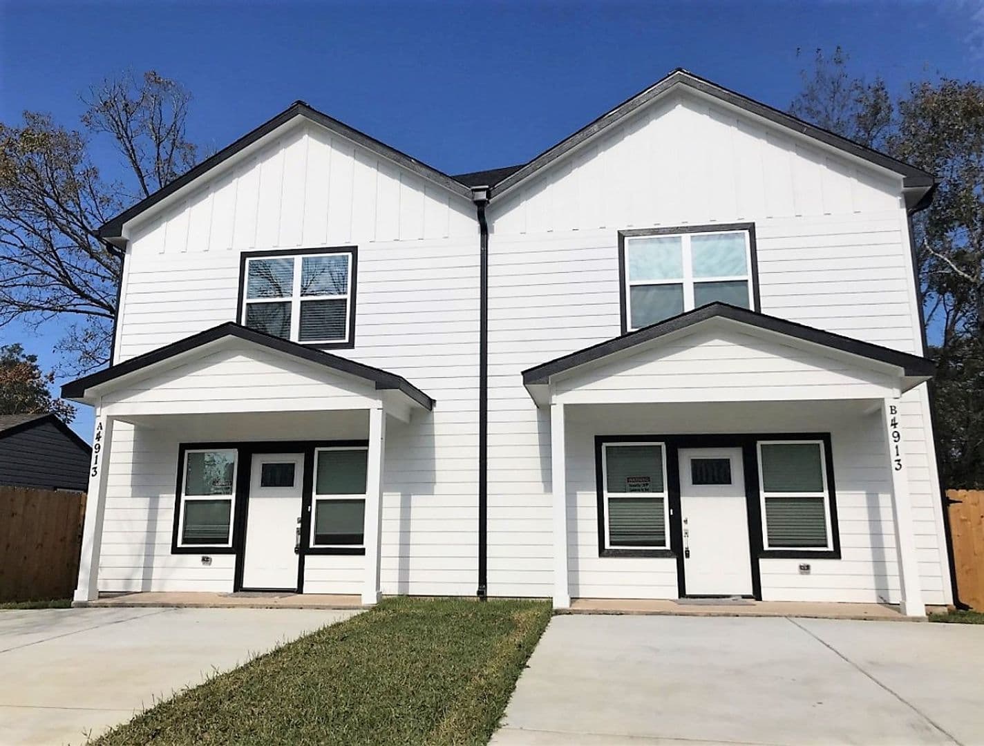Houston Apartment: 9327 Camay Dr.