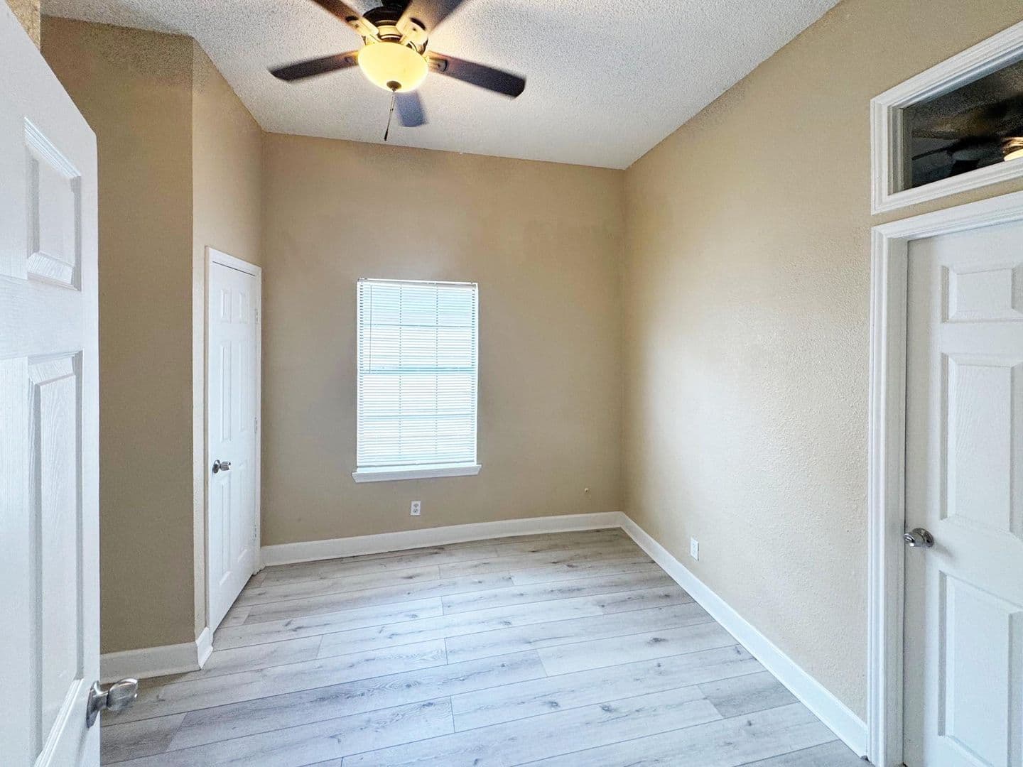 Galveston House: 3621 Winnie St