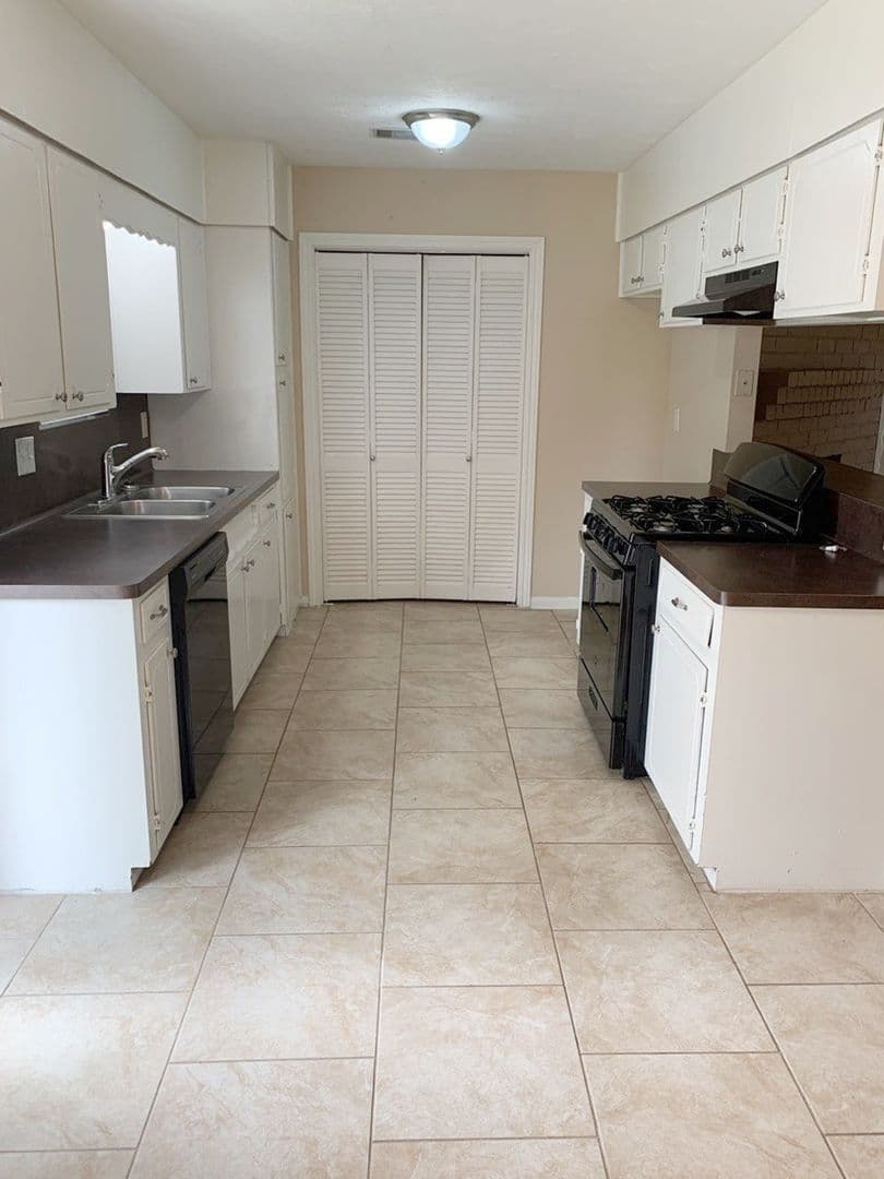 Spring House: 2334 Marble Falls Dr