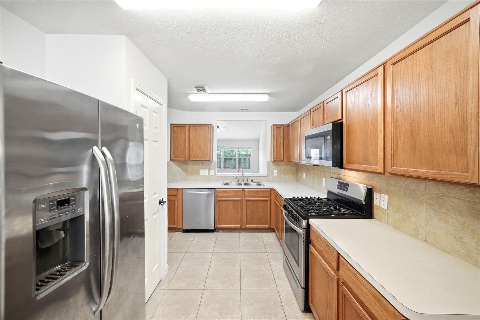Spring House: 727 Cypresswood Ridge