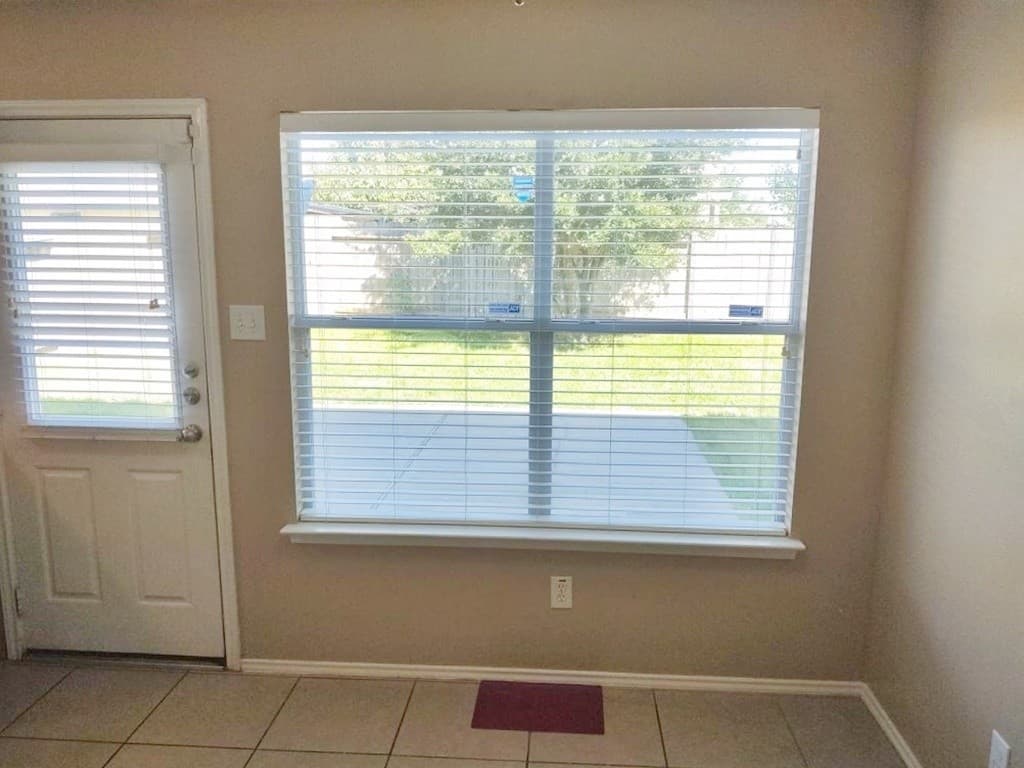 Humble House: 9015 Serena Ln