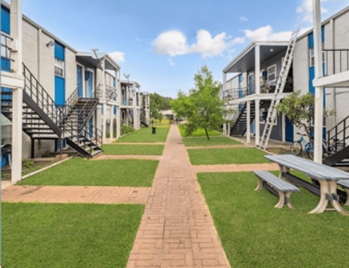 Houston Apartment: 1800 N Wayside Drive - Unit 21