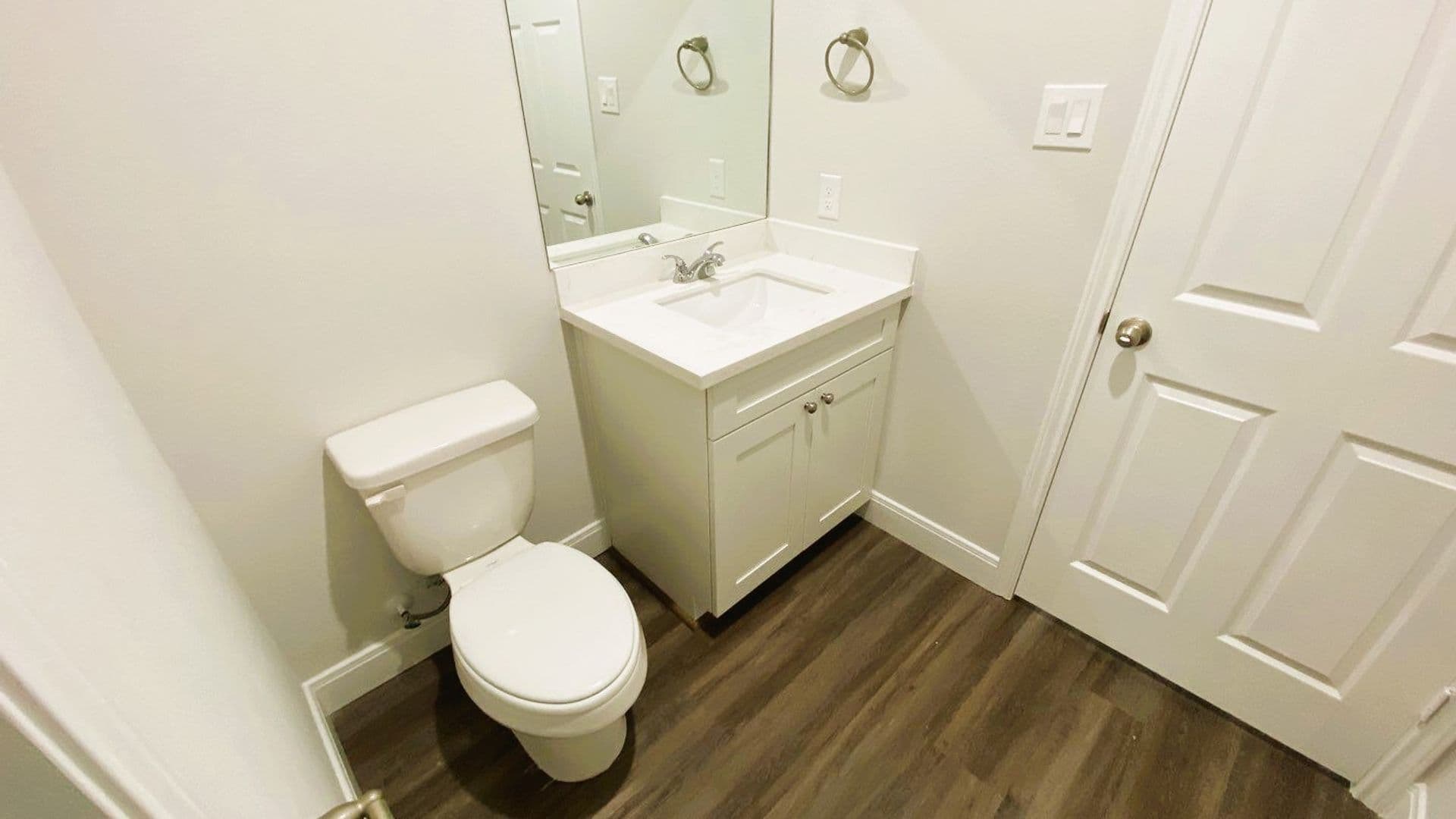 Houston Apartment: 8237 Locksley Rd.