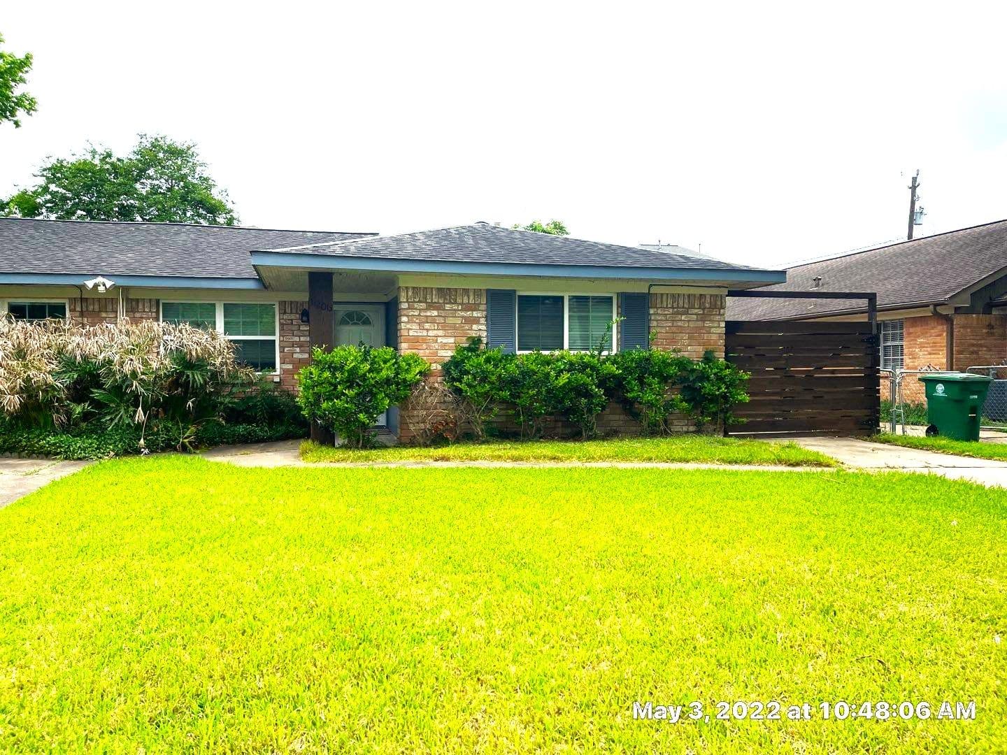 Houston Apartment: Waxwing St