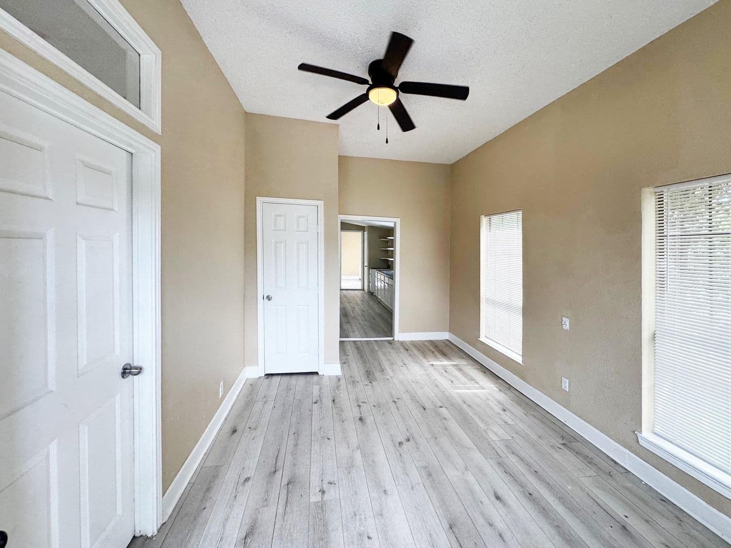 Galveston House: 3621 Winnie St