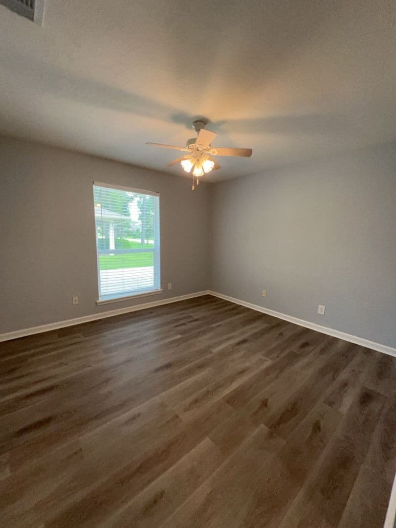 Conroe House: 27226 Pyeatt Ln