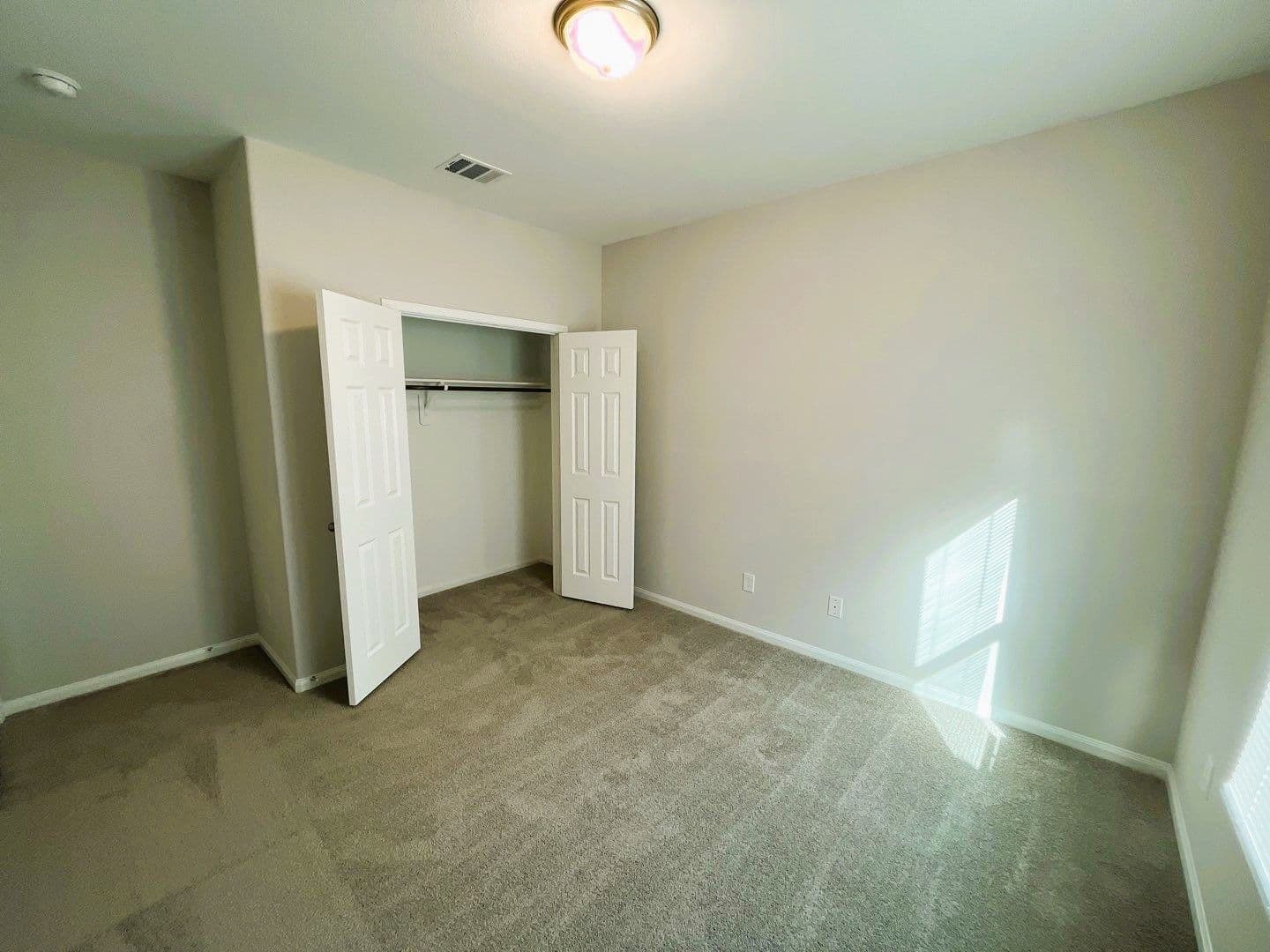 Cleveland House: 297 County Rd 5102L