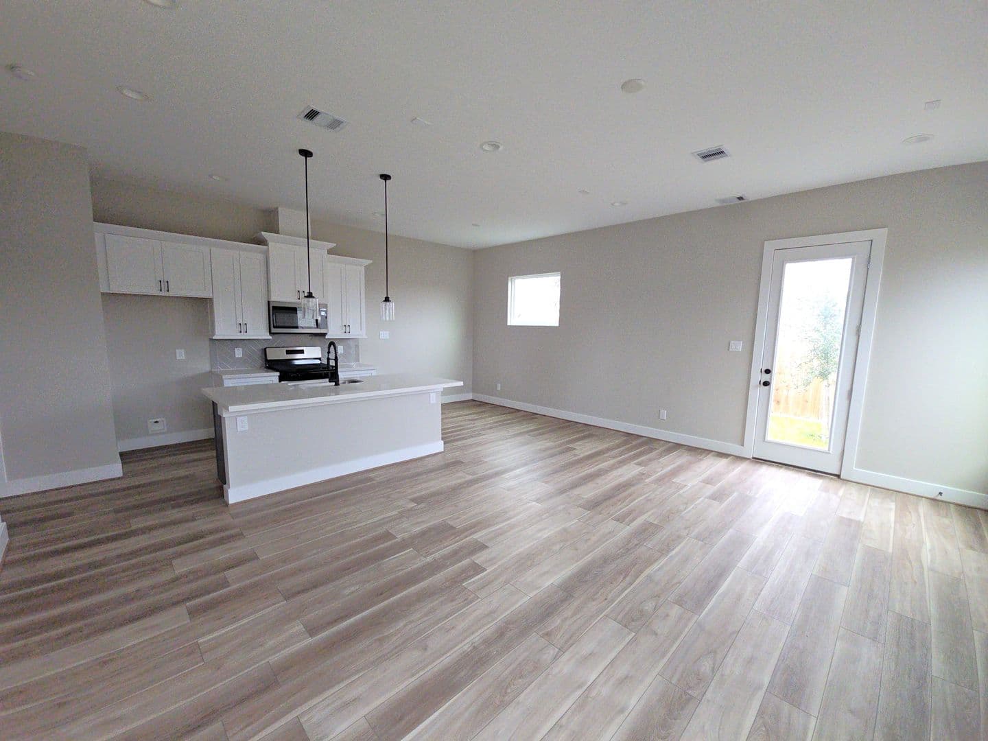 Houston House: 3206 Bostic St.