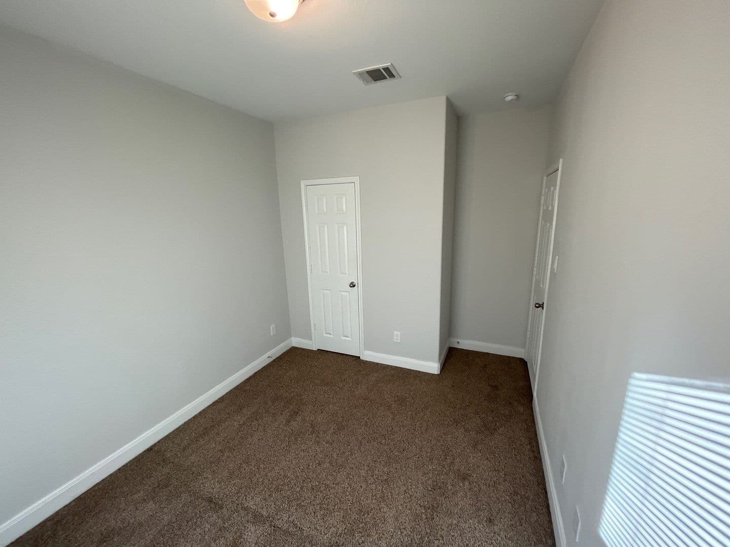 Houston Apartment: 832 Elkhart St A&B