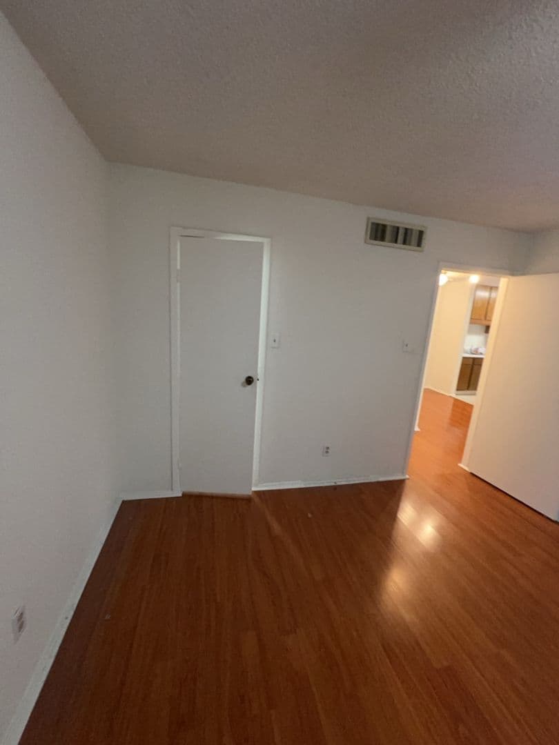 Houston House: 10053 Westpark Dr Apt 332