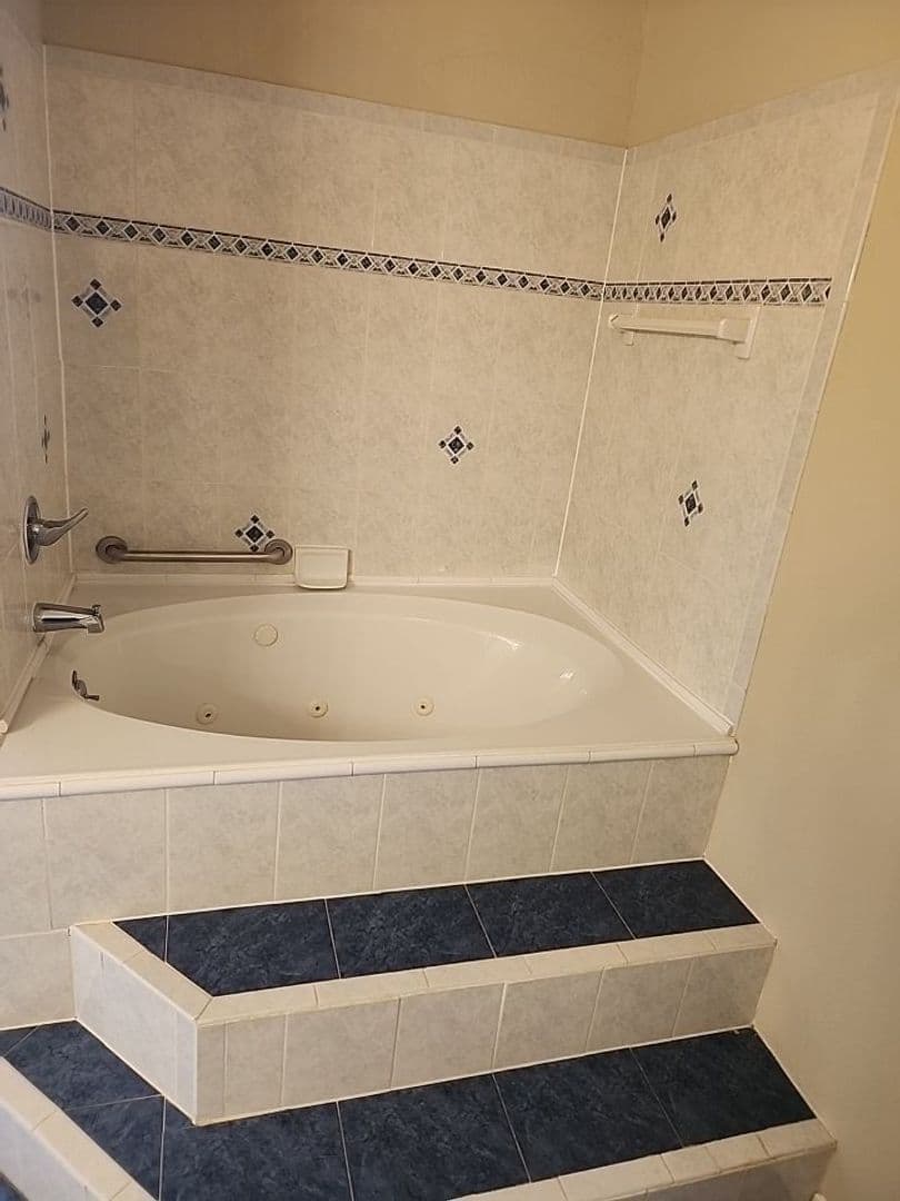 Spring House: 22714 Bayou Elm Dr