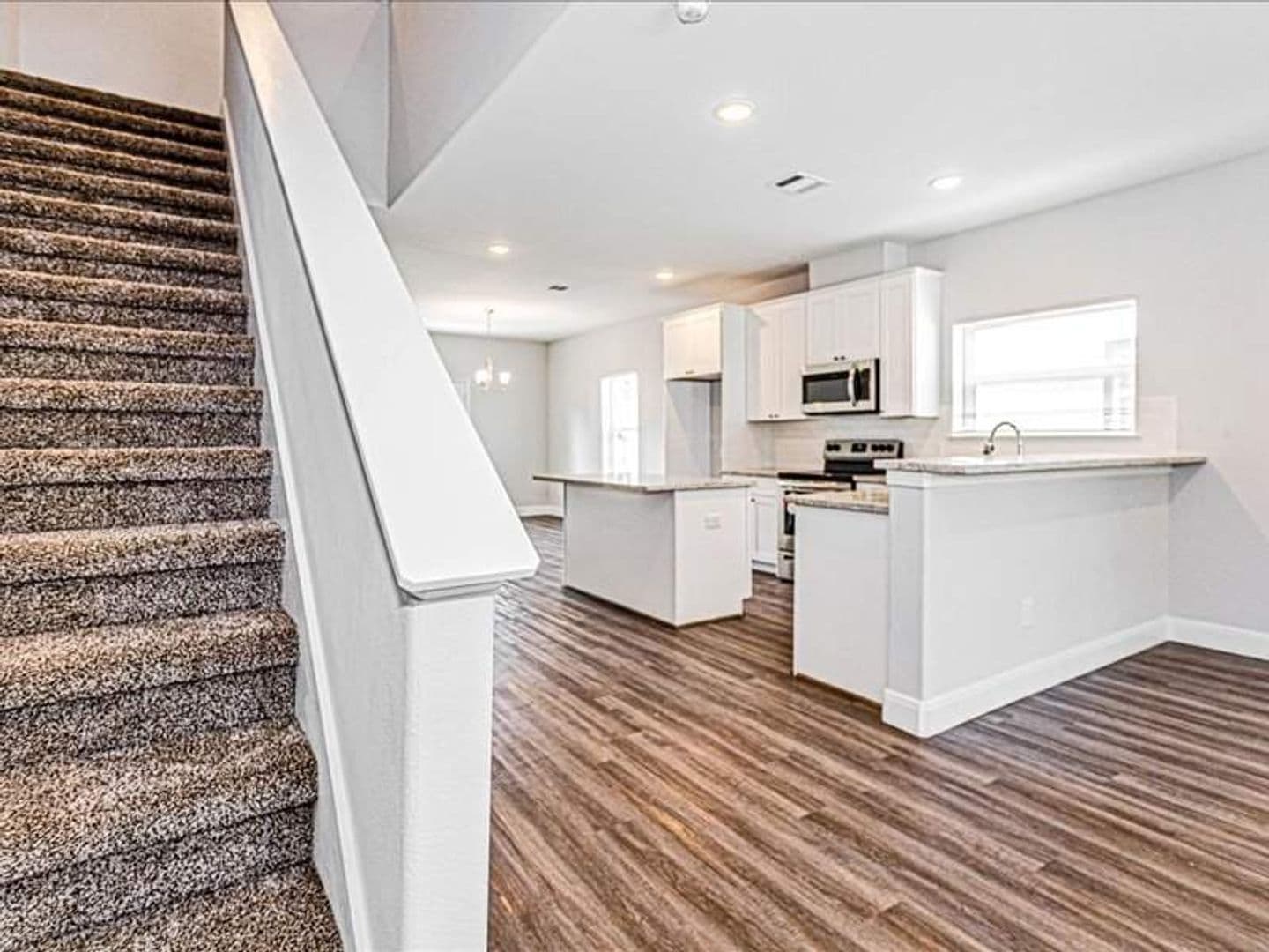Houston Apartment: 9314 Sundown