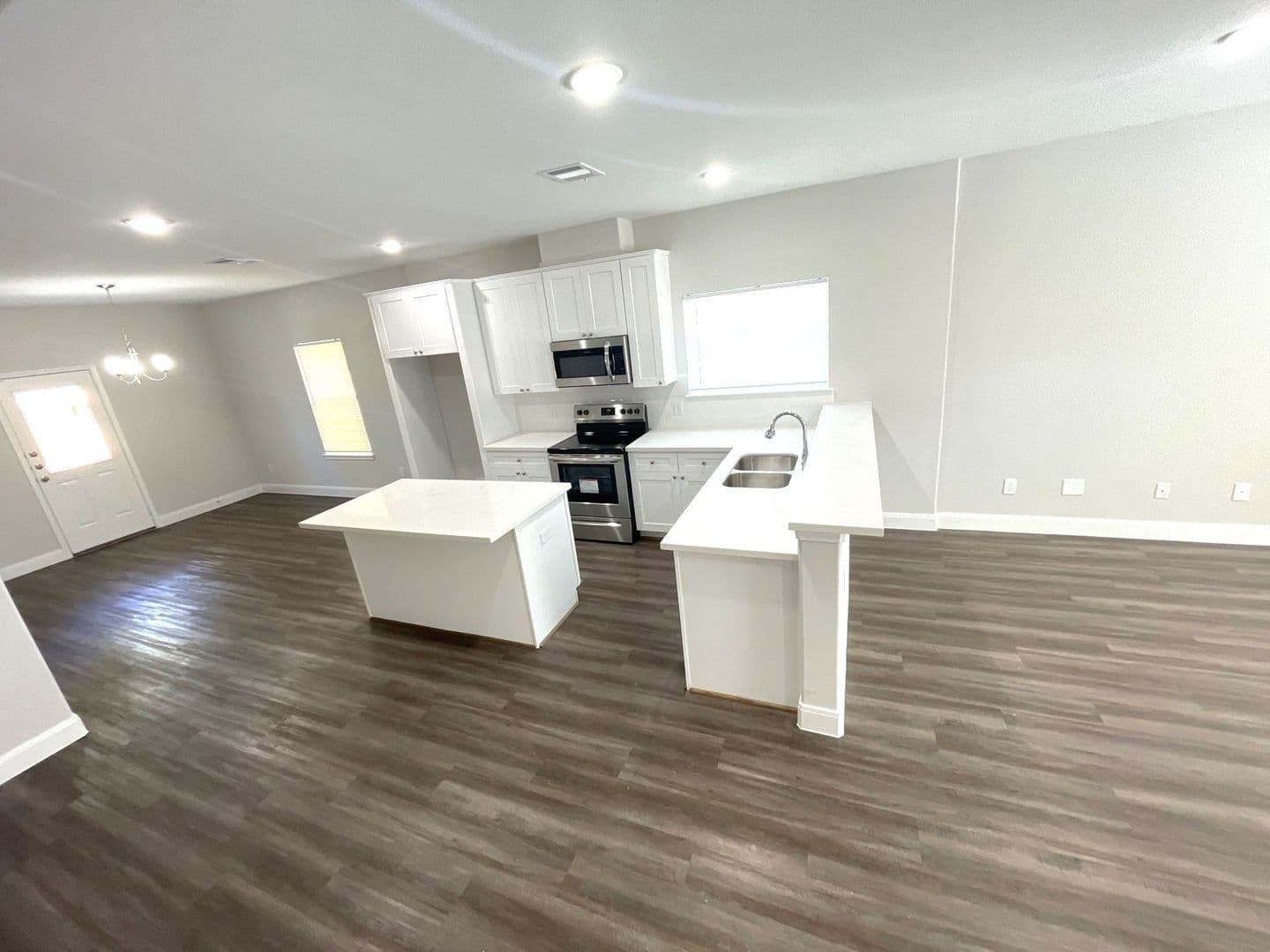 Houston Apartment: 9327 Camay Dr.