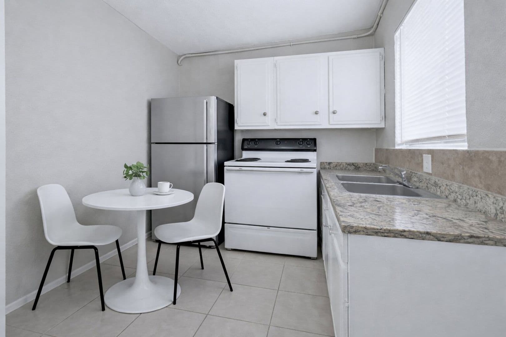 Texas City House: 1226 5th Avenue N