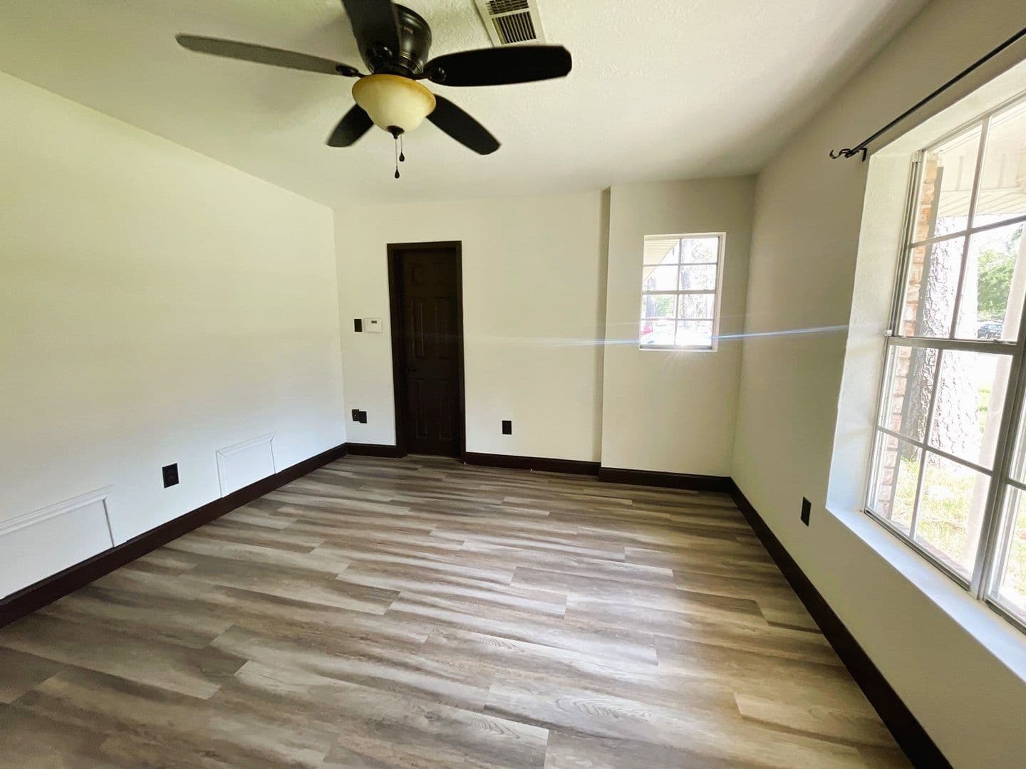 Dickinson House: 3112 Timber Ln
