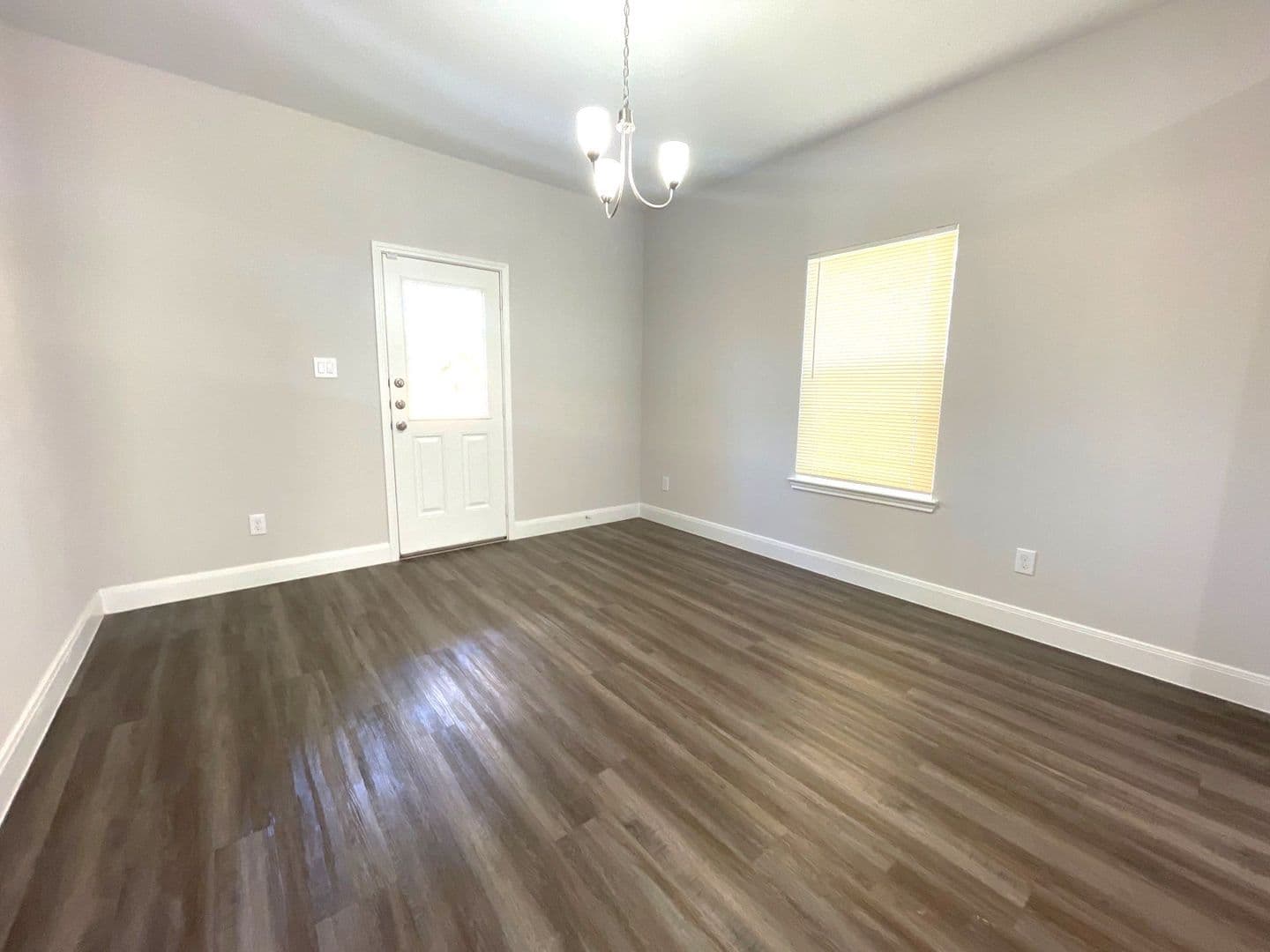 Houston Apartment: 9327 Camay Dr.