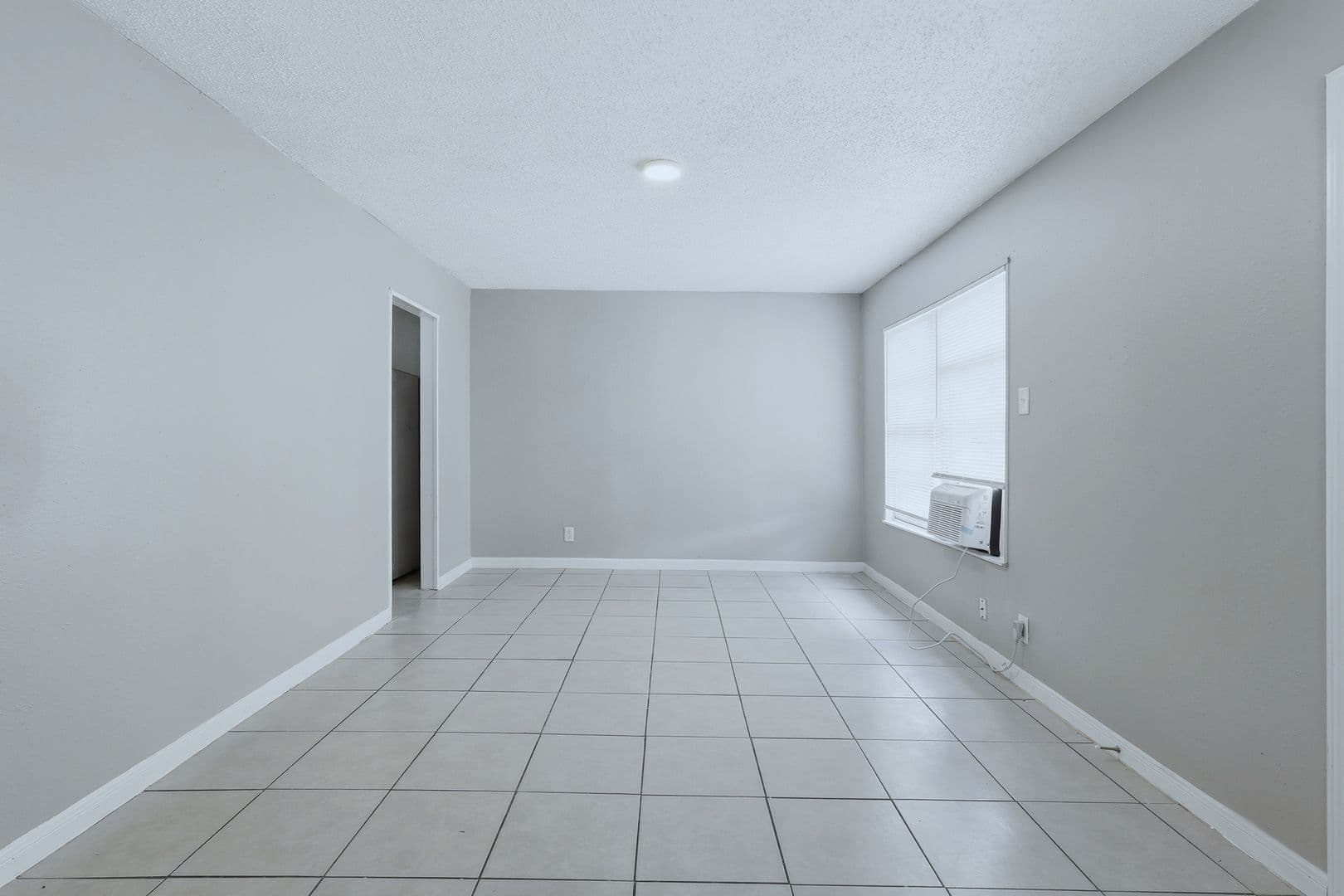 Texas City House: 1226 5th Avenue N