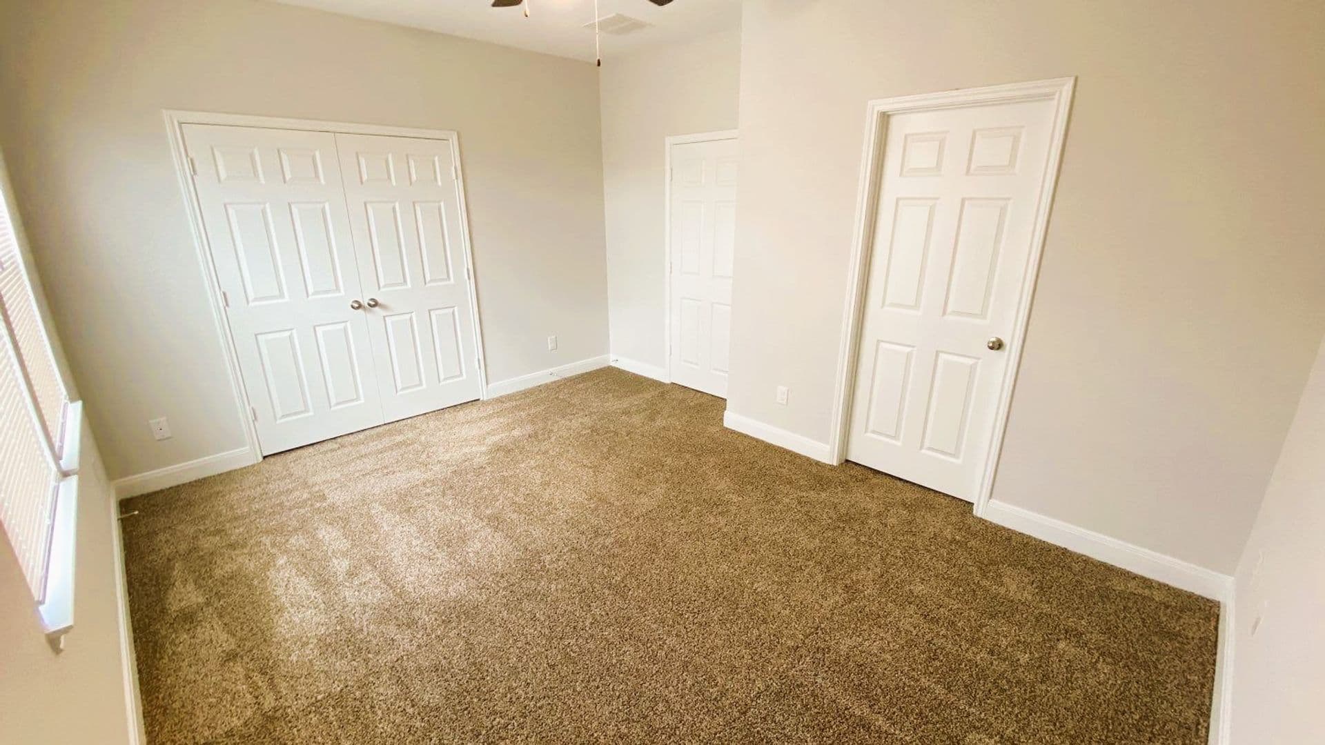 Houston Apartment: 8237 Locksley Rd.
