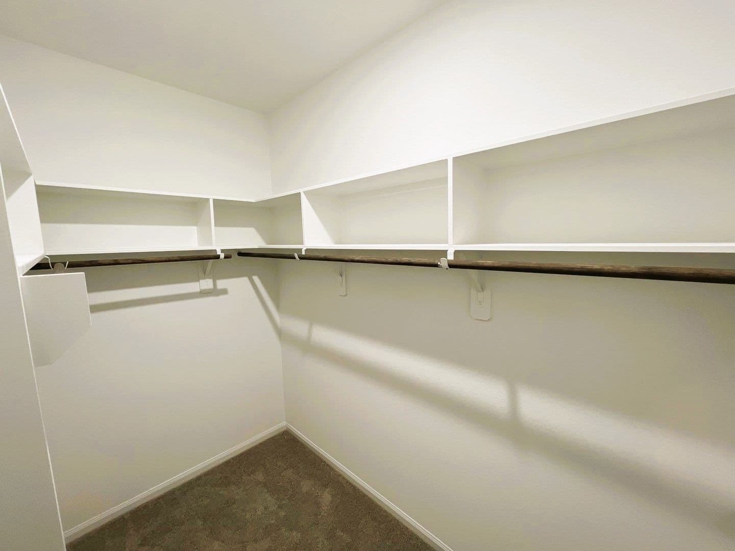 Cleveland House: 297 County Rd 5102L