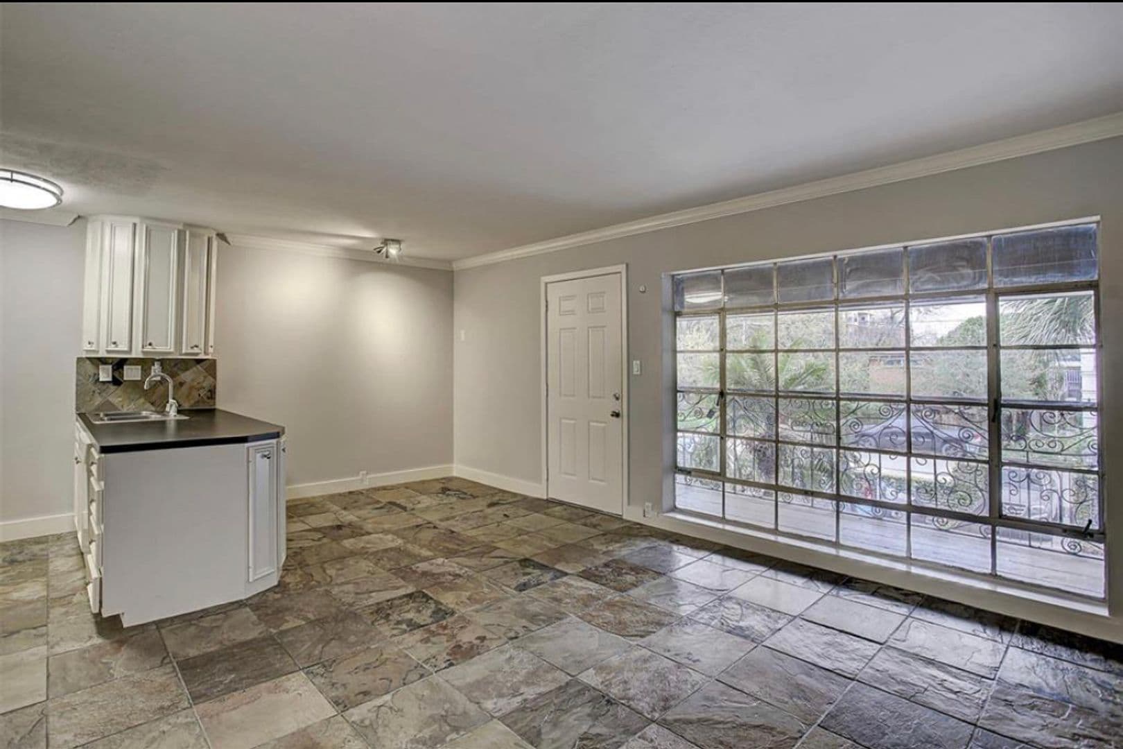 Houston Apartment: 2322 Richton St - Unit 11
