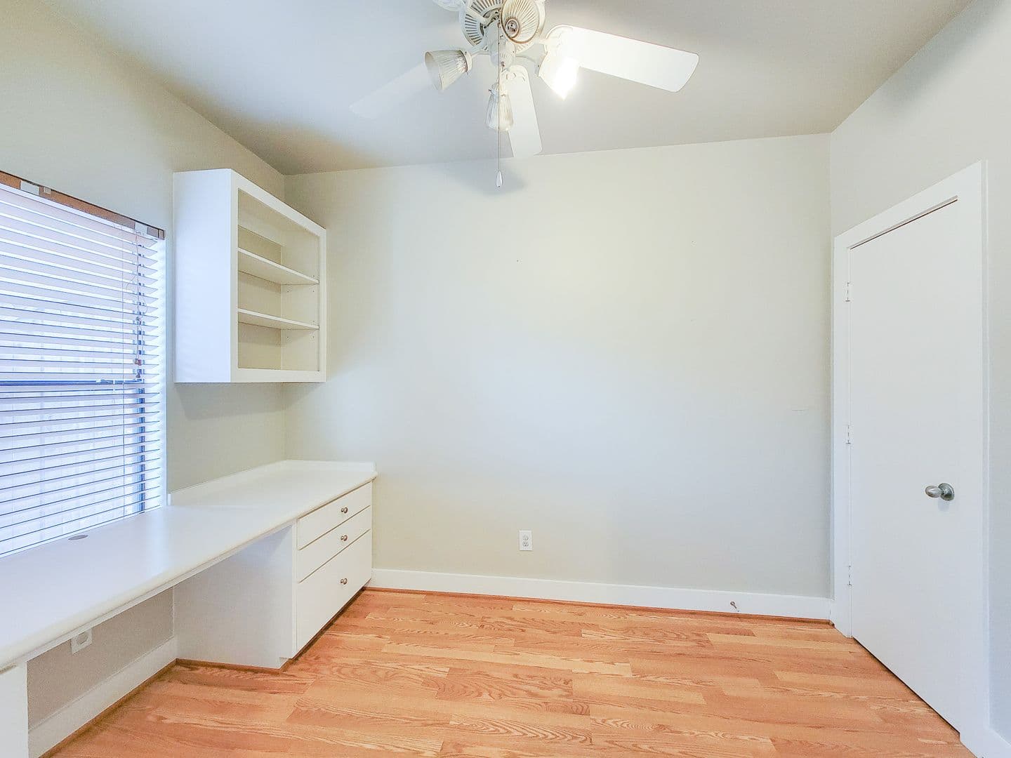 Houston House: 5710 Cornish Street #2