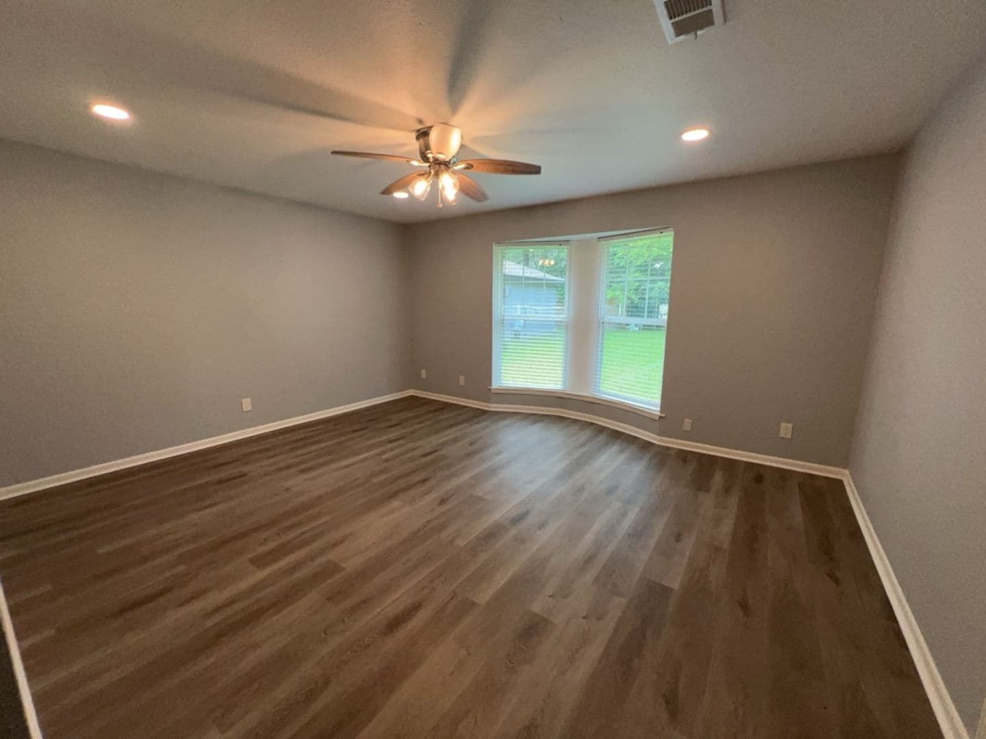 Conroe House: 27226 Pyeatt Ln