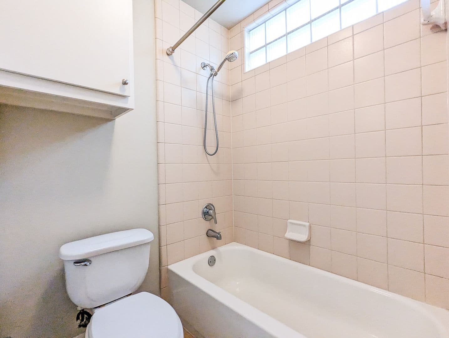 Houston House: 5710 Cornish Street #2