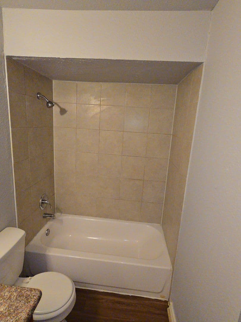 Houston Apartment: 12634 Ashford Meadow Dr #1