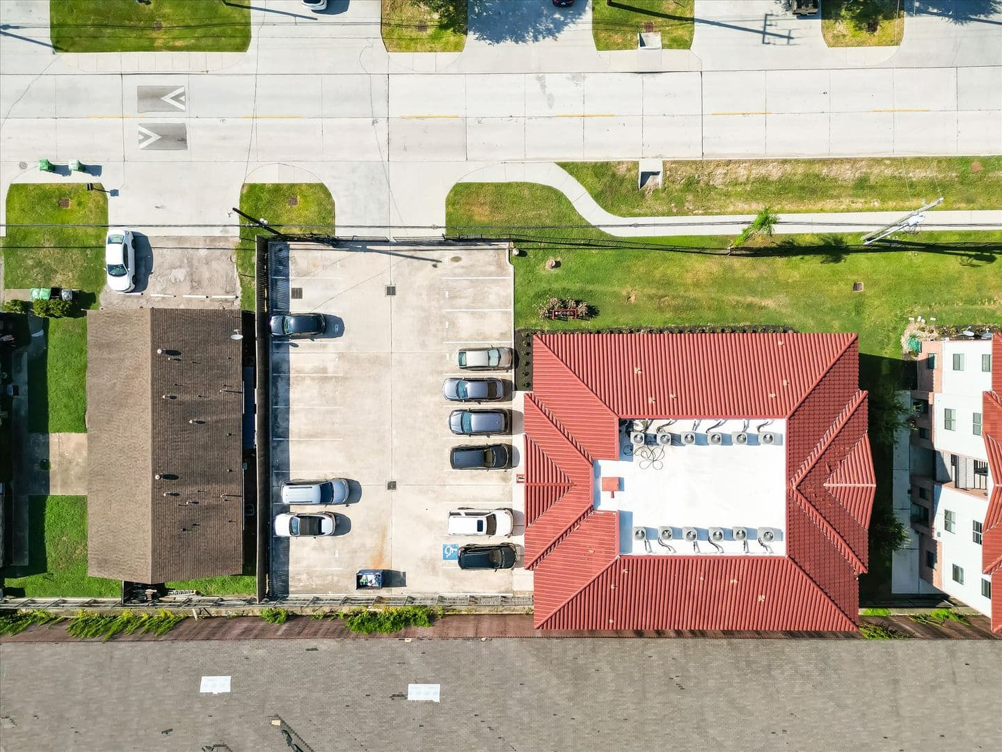 Houston Apartment: 10102 Neuens Rd