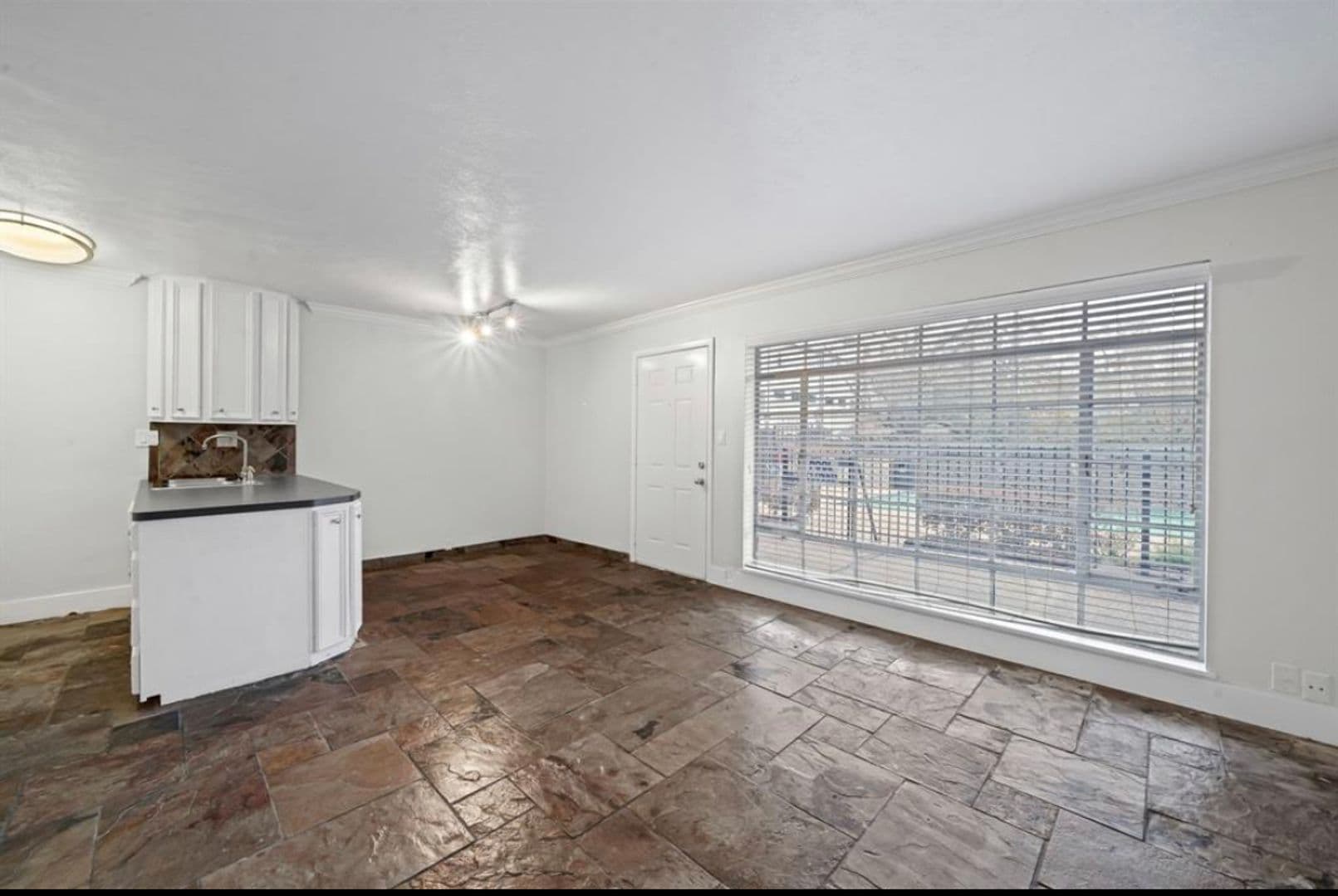 Houston Apartment: 2322 Richton St - Unit 7
