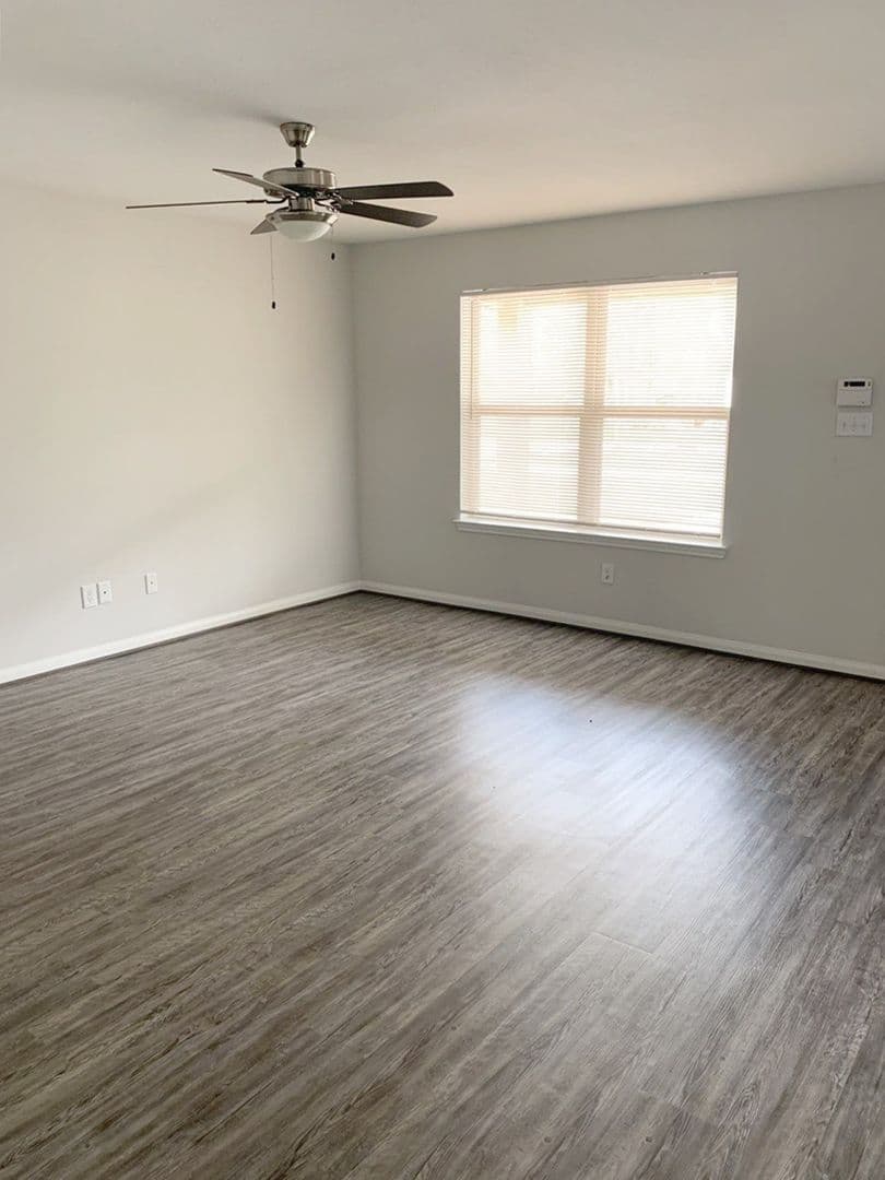 Houston House: 3902 Bennington Street