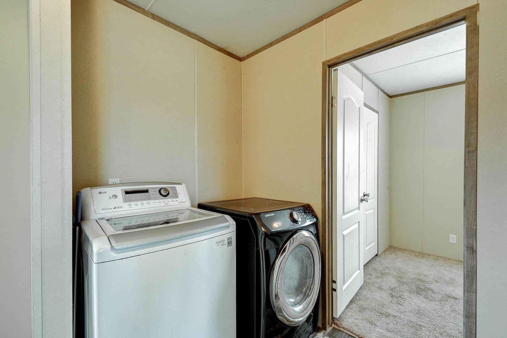 Conroe Apartment: 2245 Ben Blvd