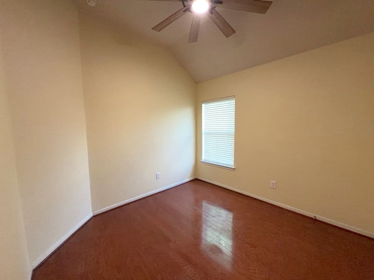 Spring House: 20007 Brackenton Crest Dr