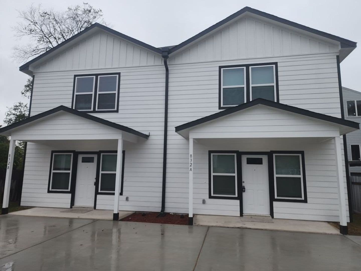 Houston Apartment: 832 Elkhart St A&B