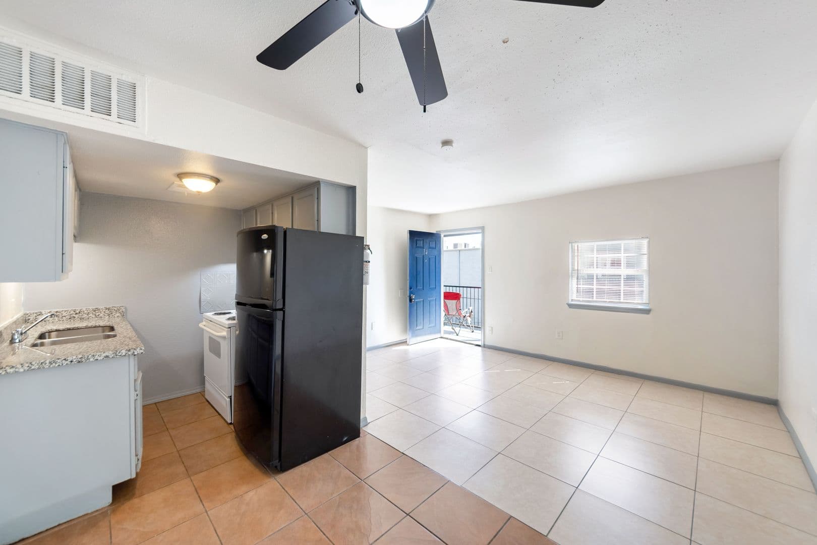 Houston Apartment: 1800 N Wayside Drive - Unit 8