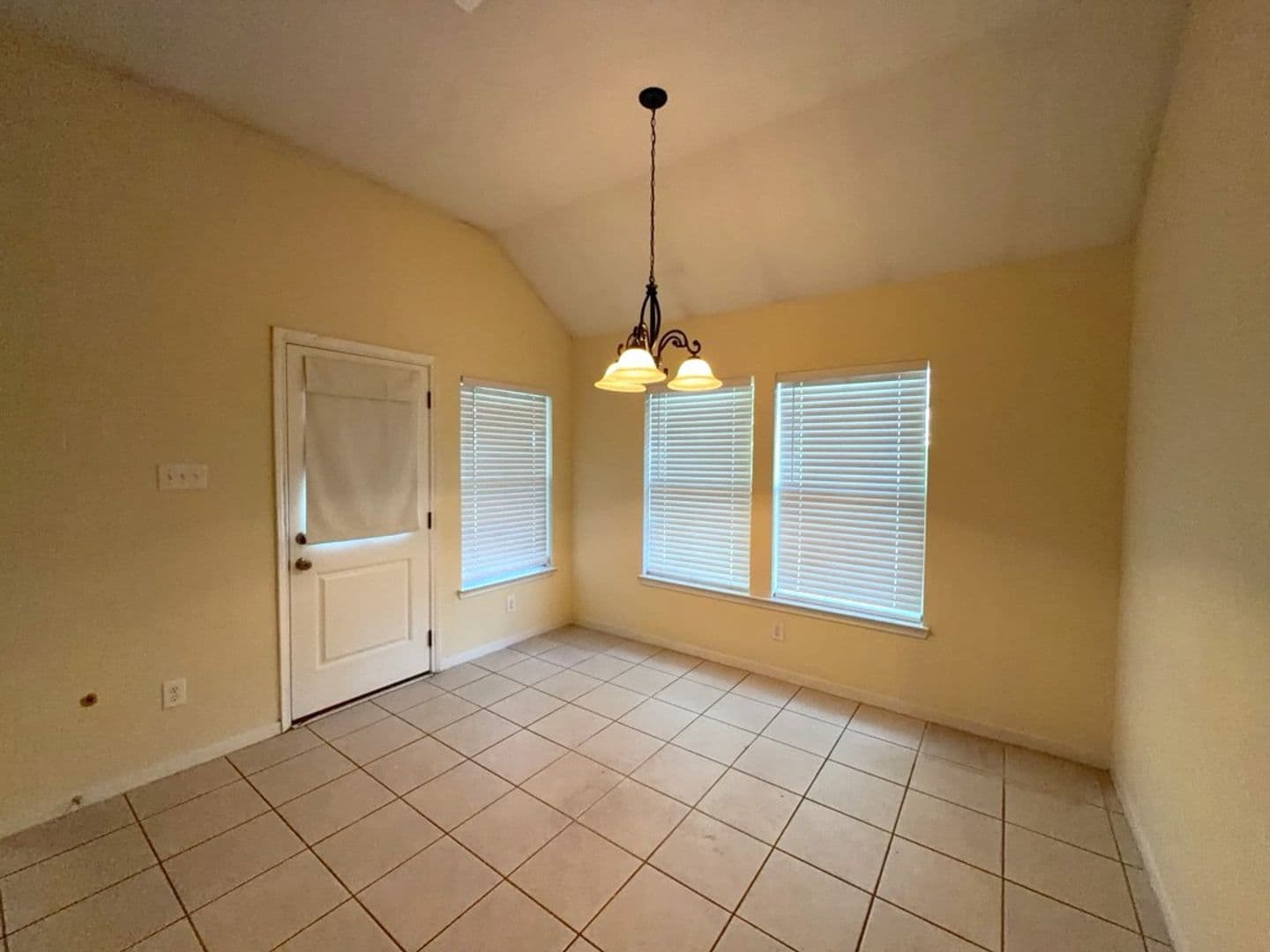 Spring House: 20007 Brackenton Crest Dr