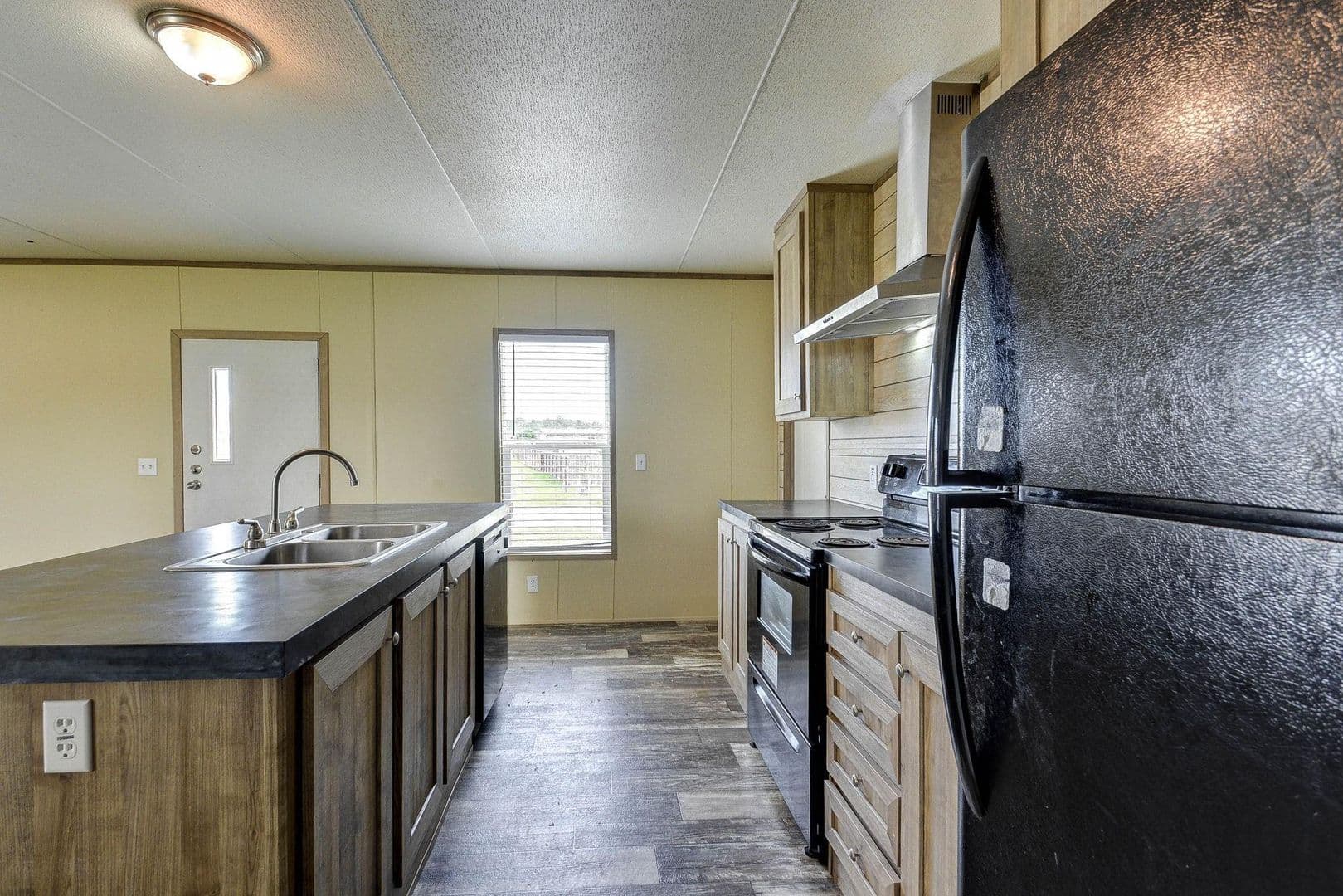 Conroe Apartment: 2245 Ben Blvd