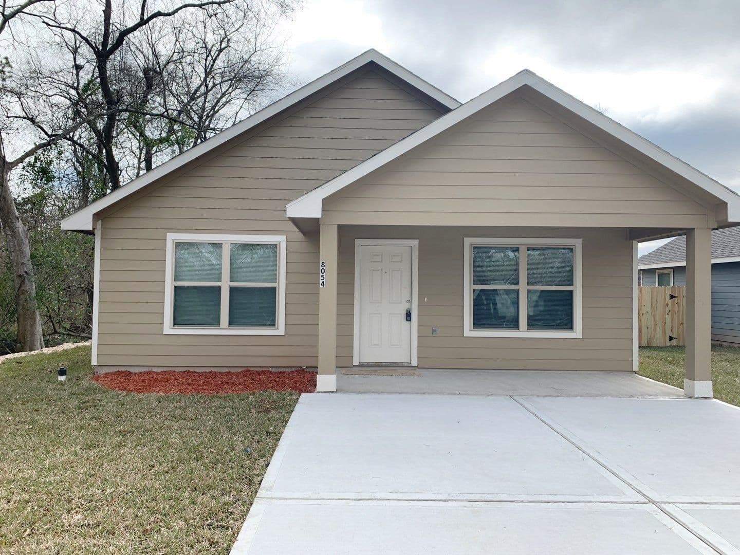 Houston House: 3902 Bennington Street