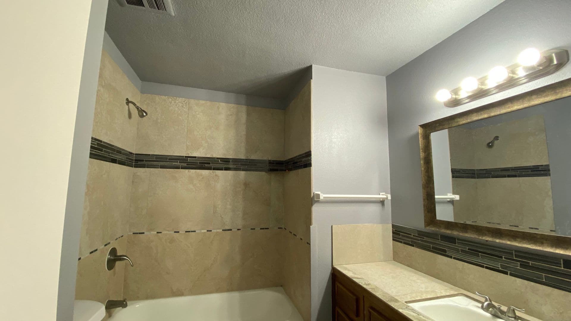 Houston House: 11910 Hunkler Dr.