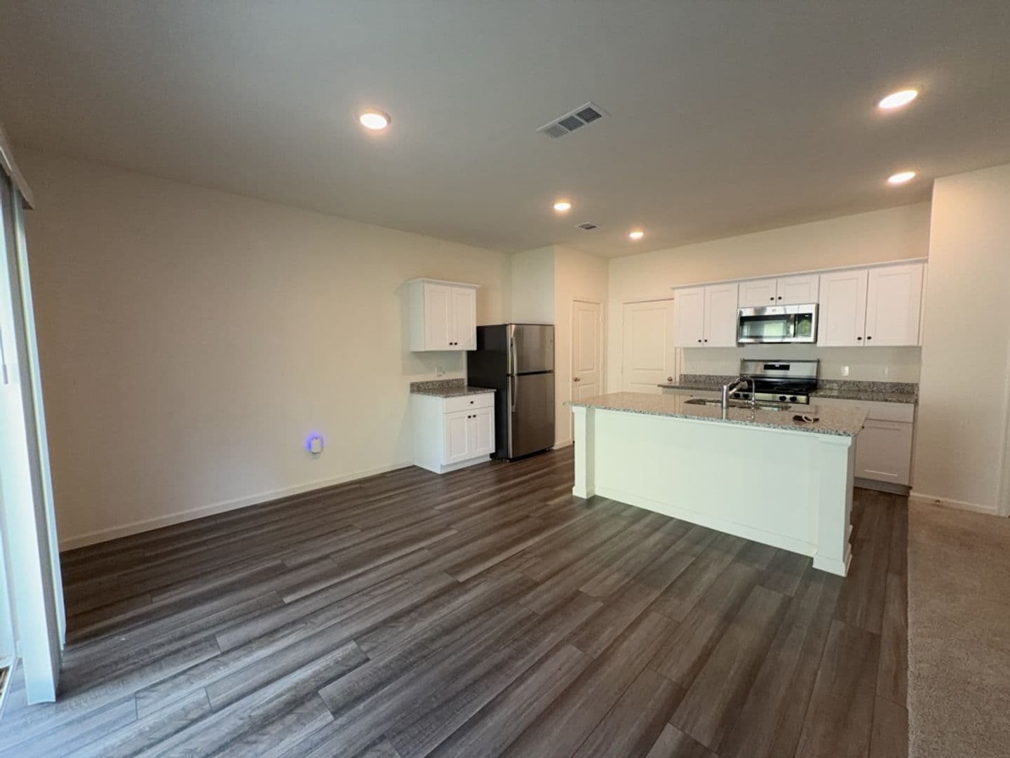 New Caney House: 18618 Hunter William Way