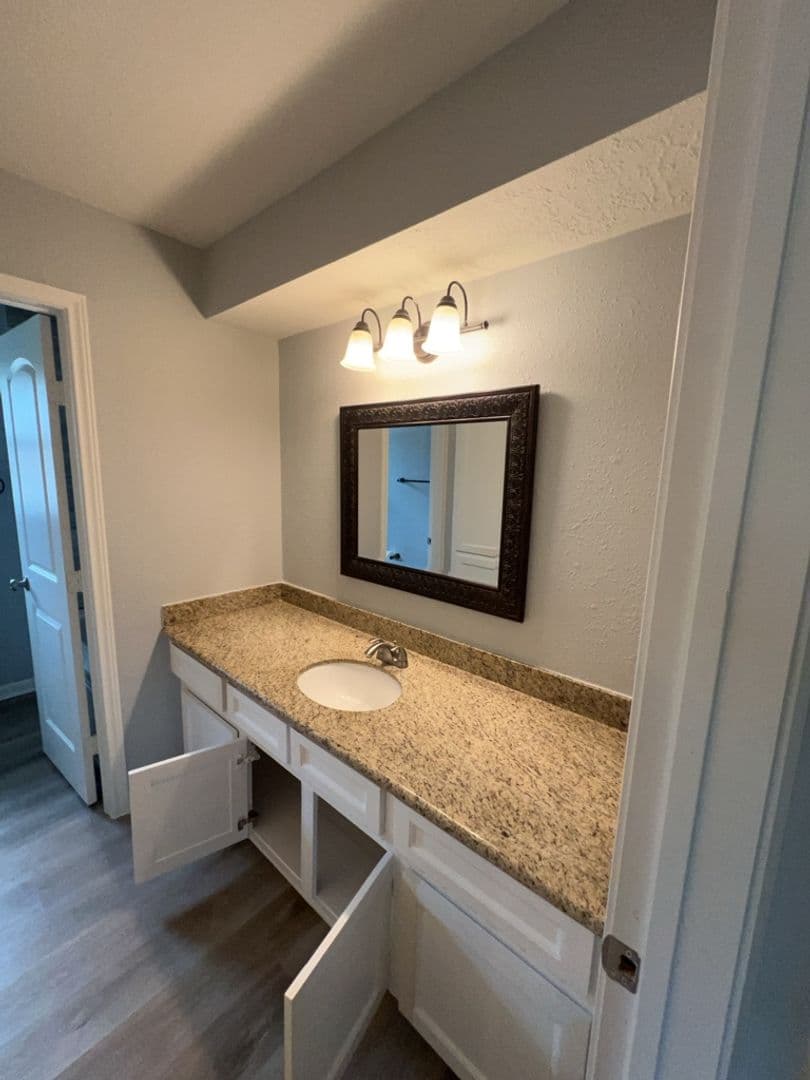 Conroe House: 27226 Pyeatt Ln
