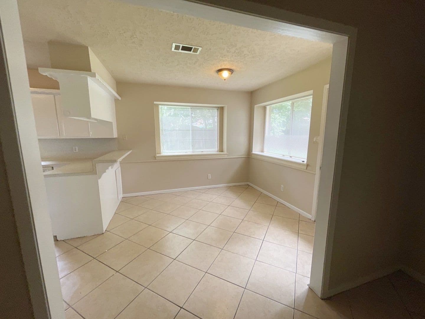 Spring House: 23907 Pea Ridge Dr