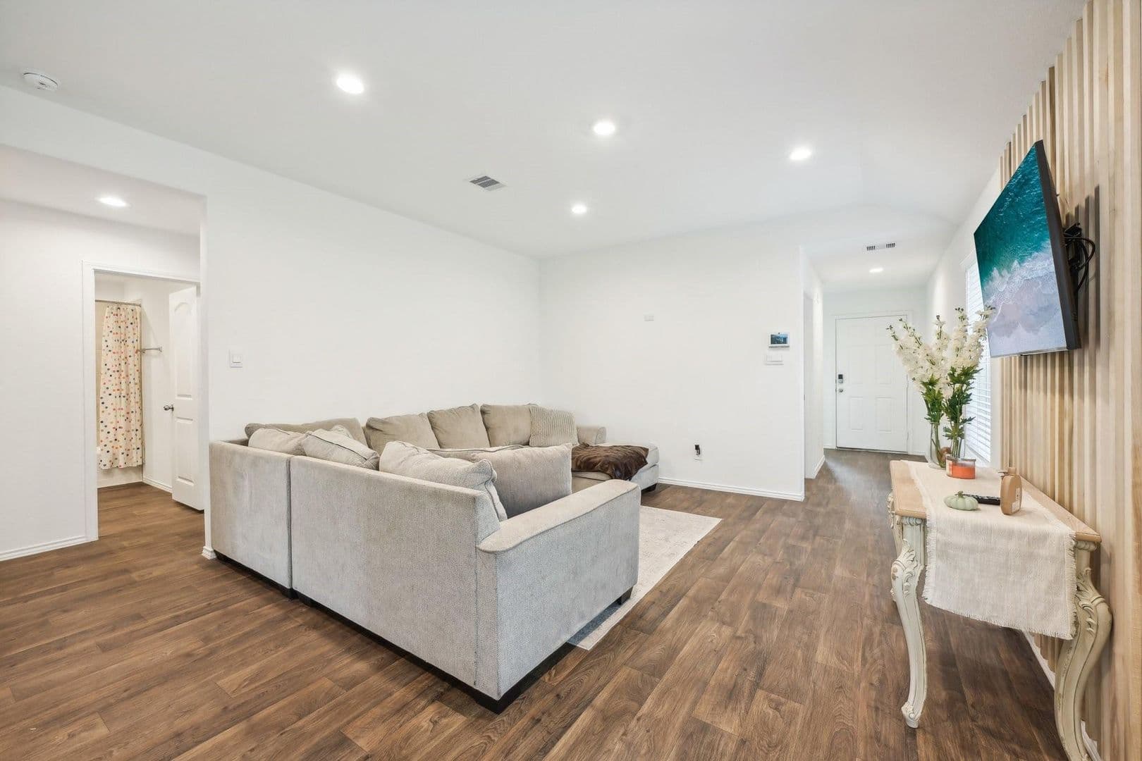 Spring House: 22530 Aspen Tarn Trail